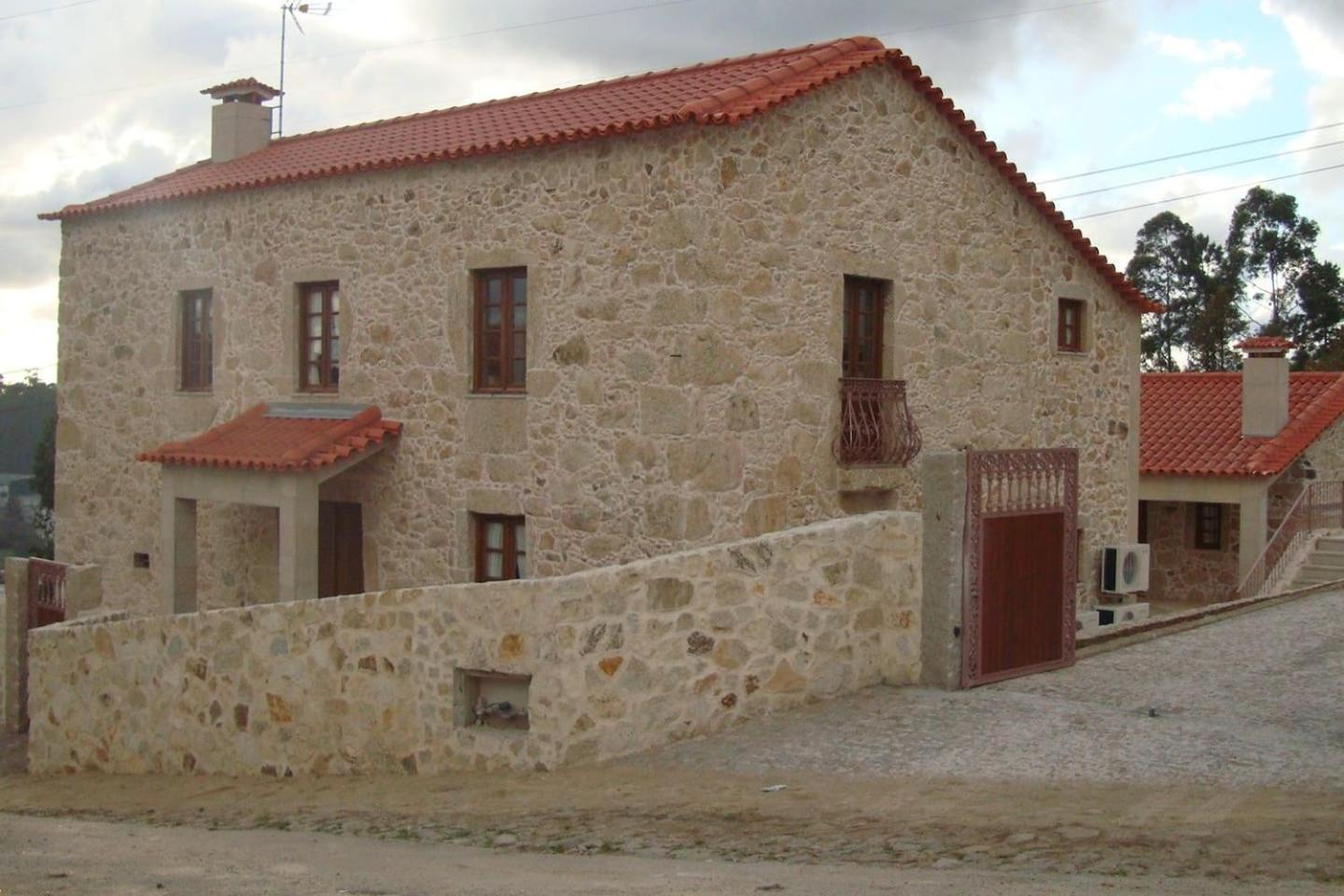 Вилла Casa Da Trapa Оливейра-ди-Аземейш Экстерьер фото